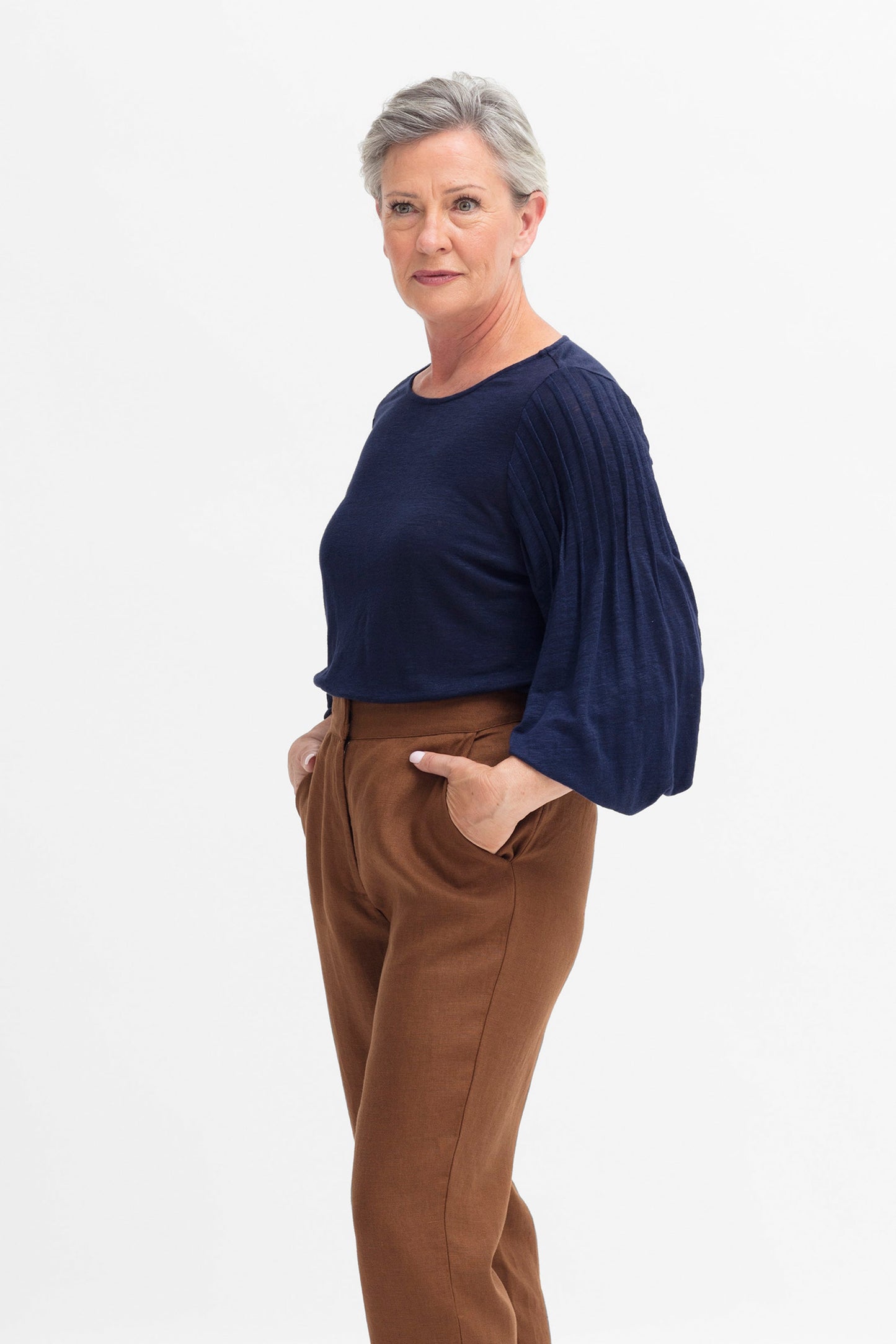 Darja Blouson Long Sleeve Linen Jersey Tshirt Model Angled Front | TWILIGHT