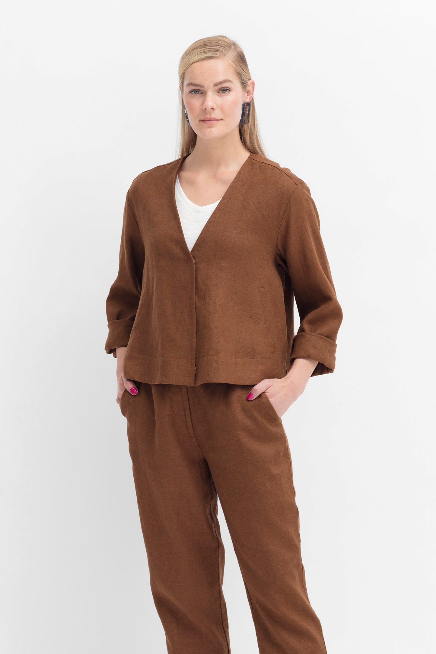 Fiene French Linen Light Weight Jacket with Pant Model Front | BRONZE BROWN