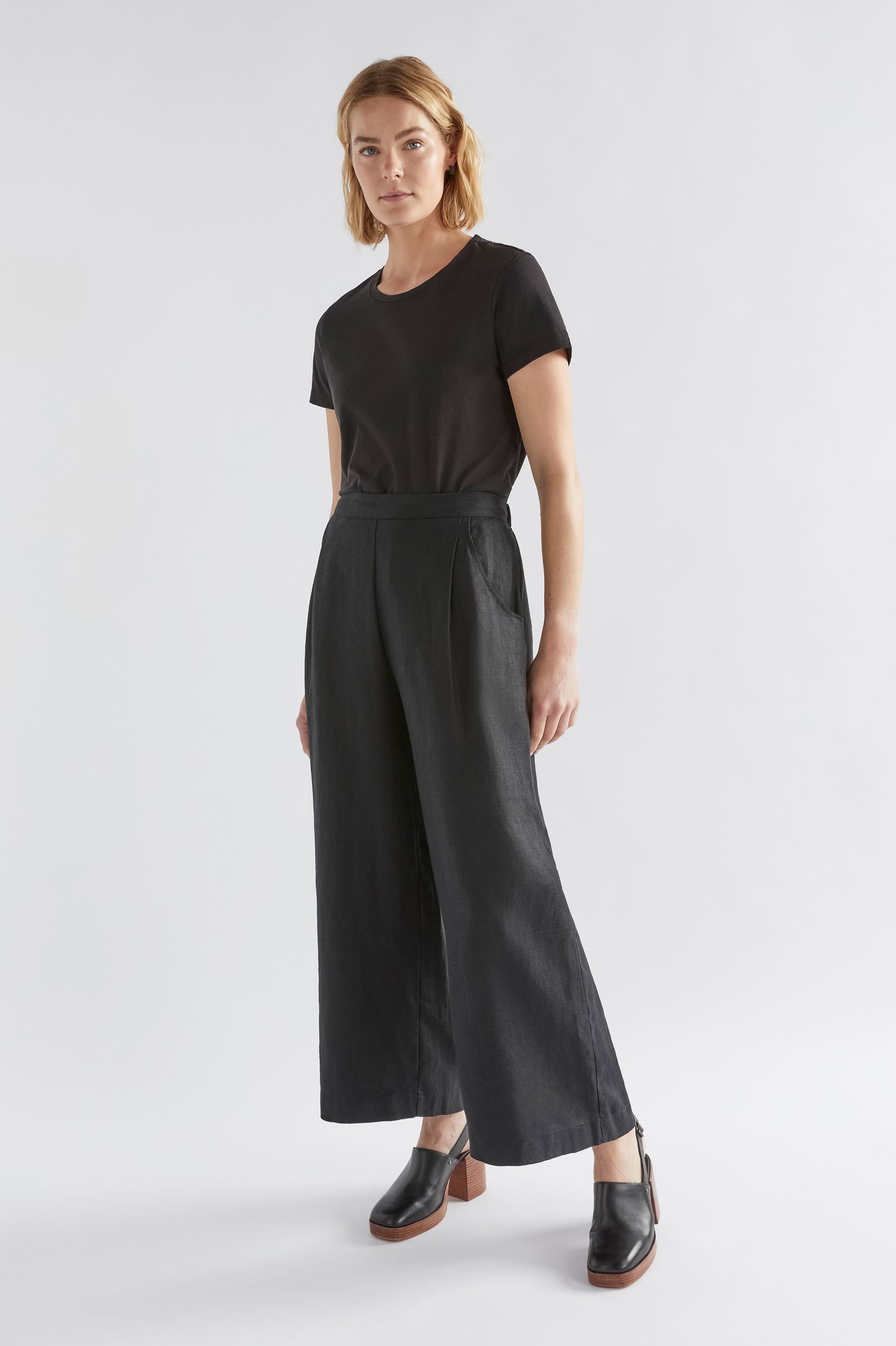 Ilona Wide Leg Linen Pant Model Front Jess | BLACK