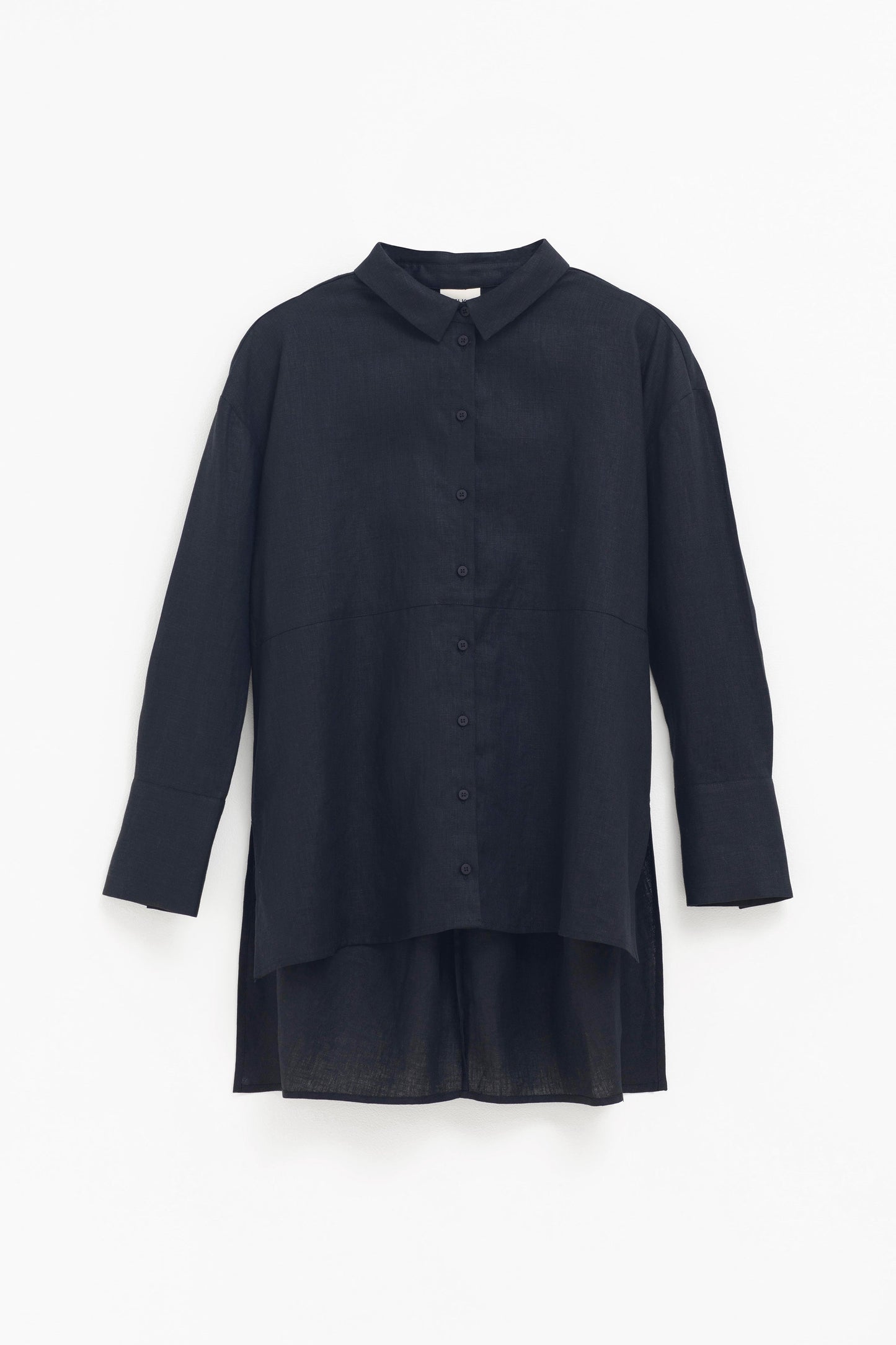 Stilla Linen Shirt with High-Low Hem and Back Pleat Detail front | BLACK