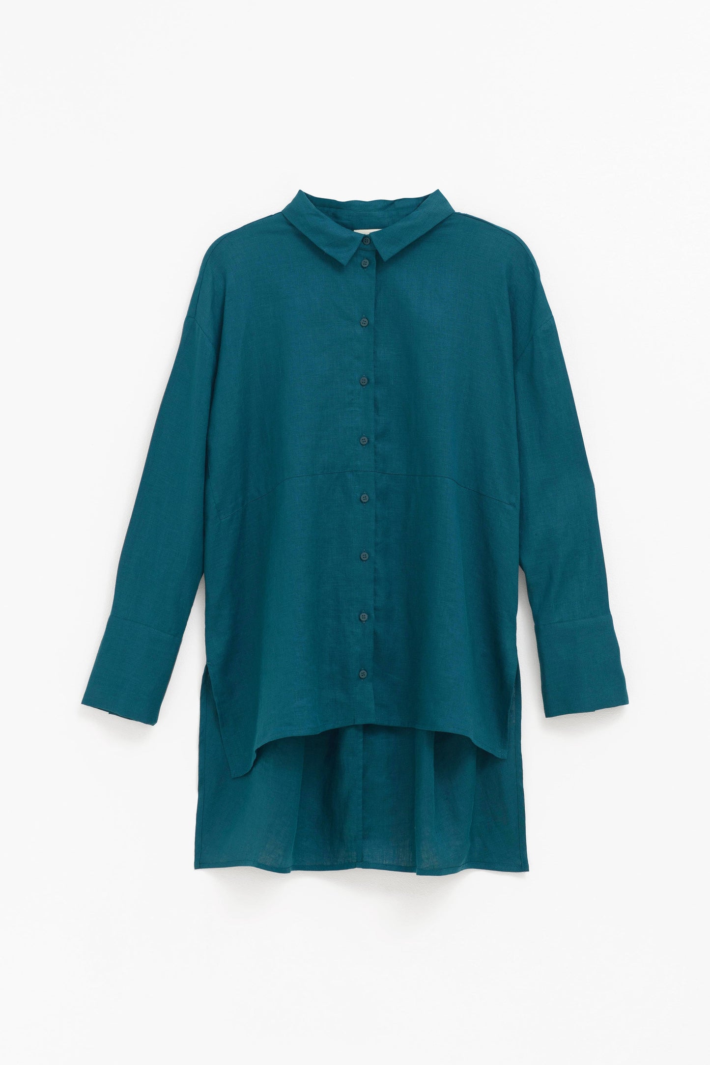 Stilla Linen Shirt with High-Low Hem and Back Pleat Detail front | PEACOCK