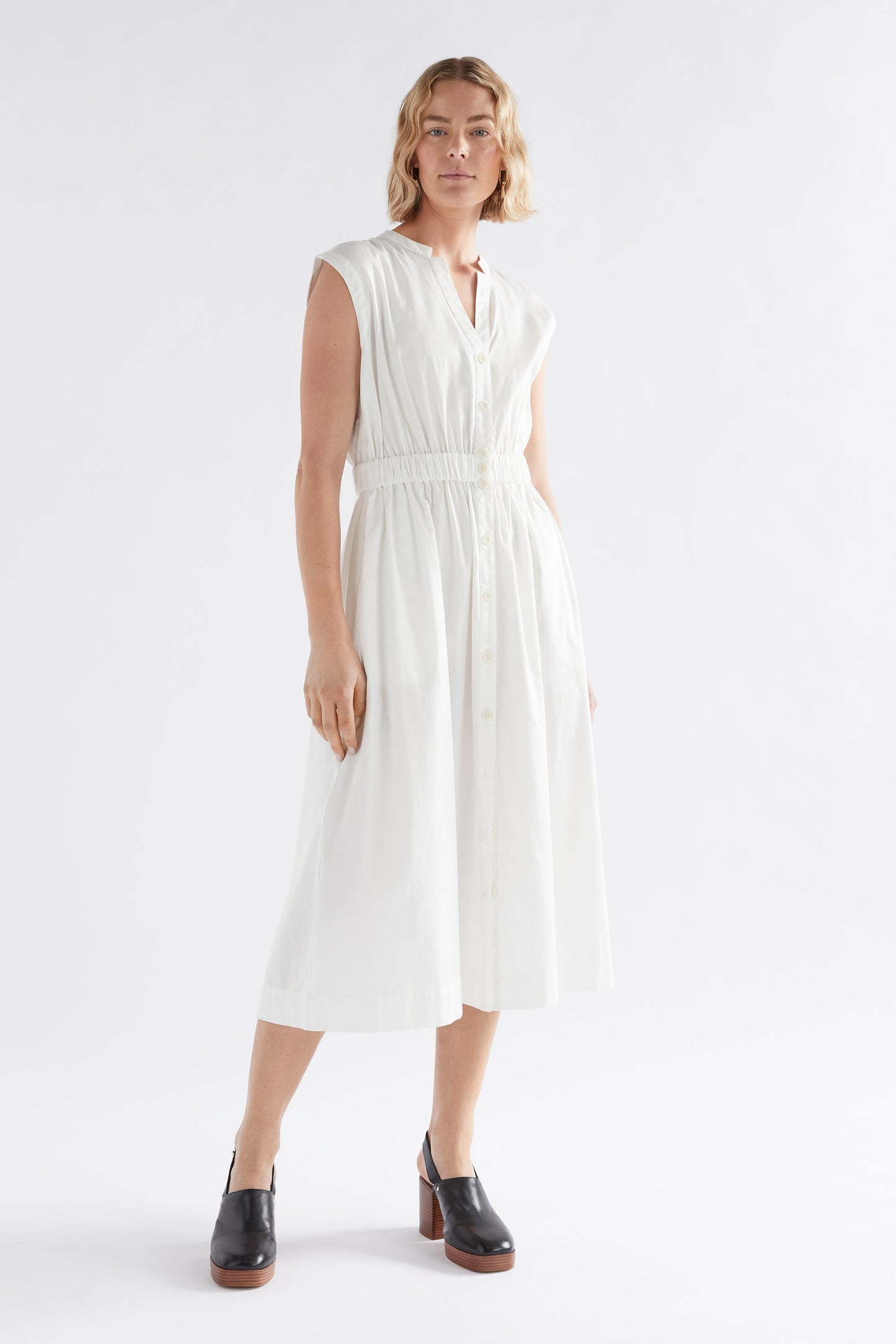 Suora Elastic Waist Cotton Midi Shirt Dress Model Front | WHITE