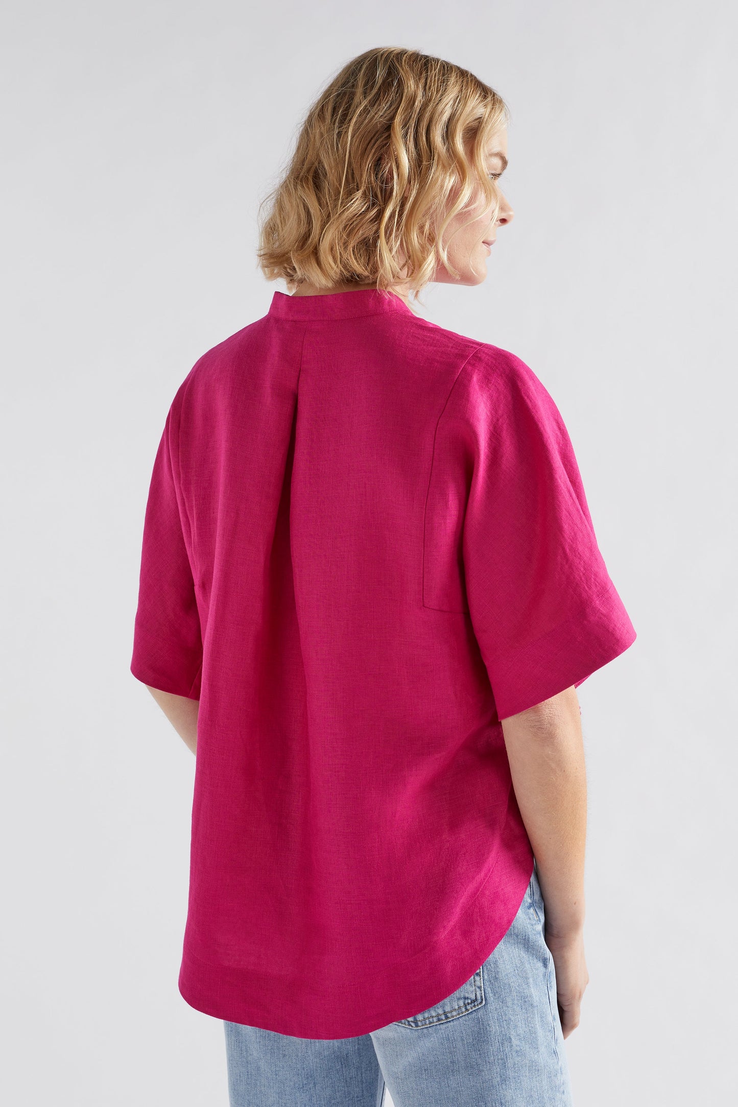 Elev Linen Cape-style Shirt Model Back | BRIGHT PINK