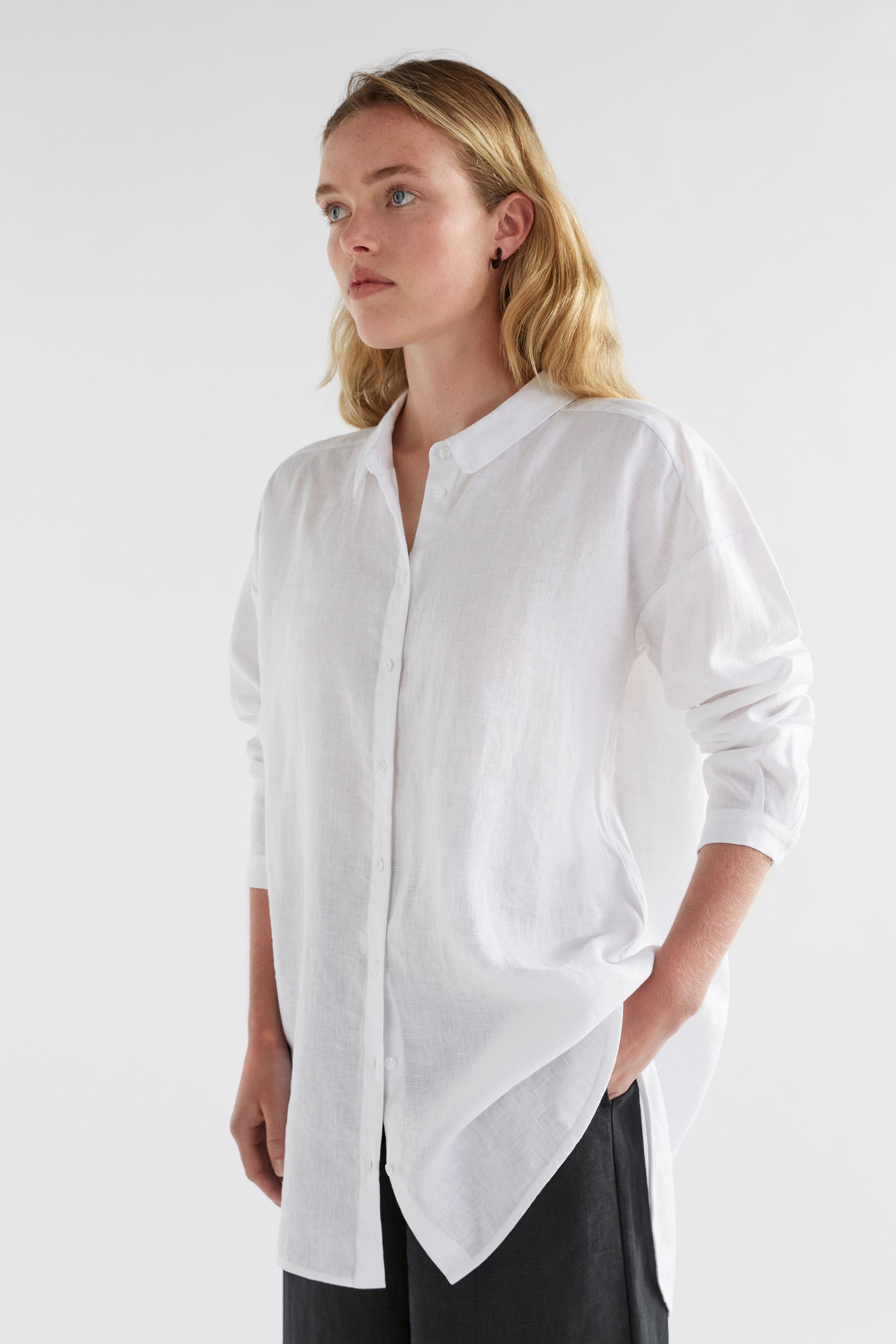 Yenna French Linen Shirt Model Front A new  | WHITE