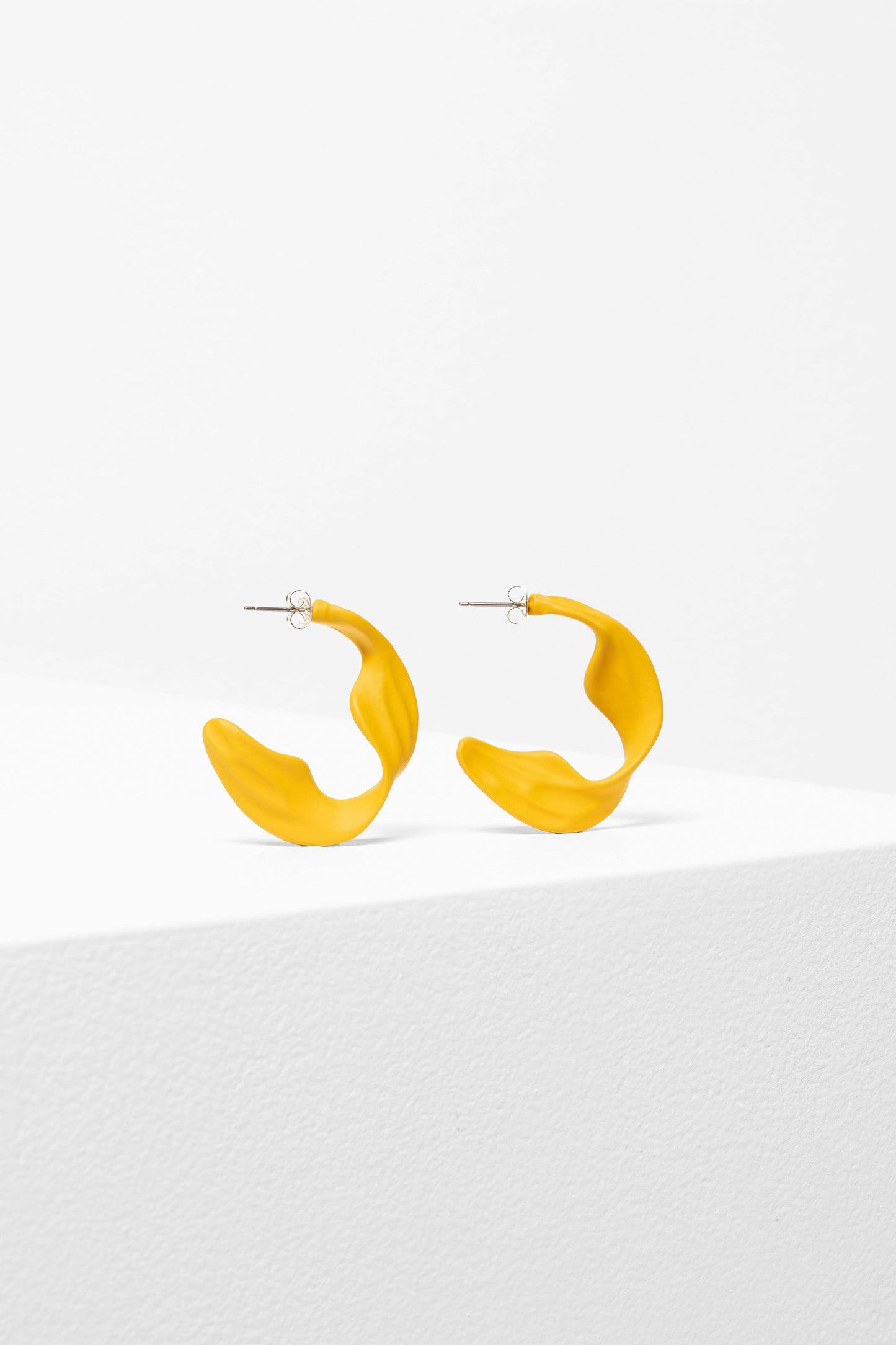 Strek Colour Coated Metal Sculptural Hoop Earring | SUNSET