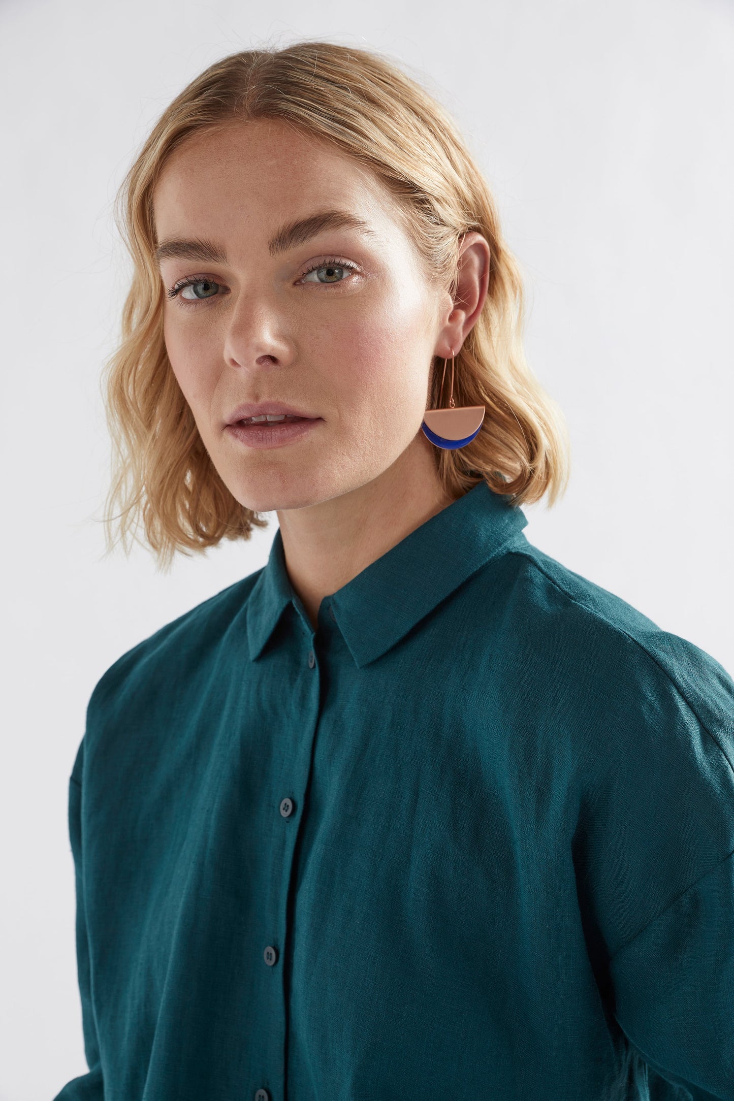 Eddi Earring Brass with Resin Coating Model ELECTRIC BLUE