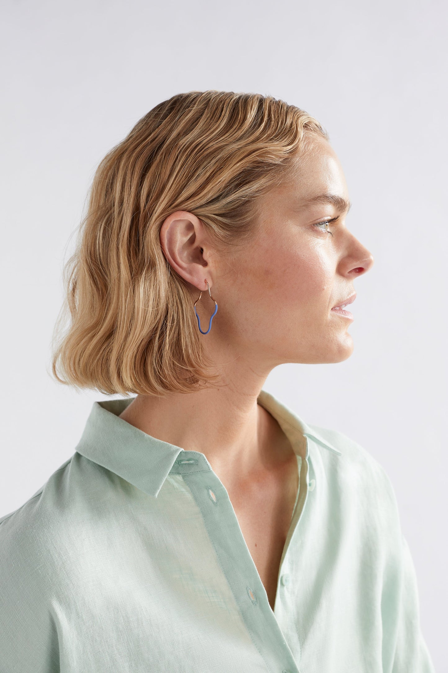 Wave Wavey Coloured Hoop Earring model | BLUE MIST