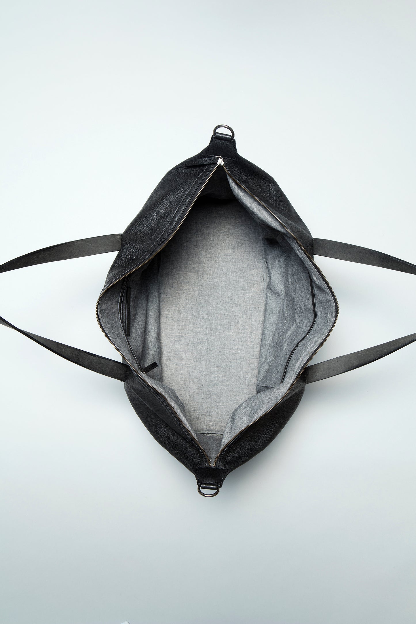 Mand Leather Overnight Bag Internal | Black
