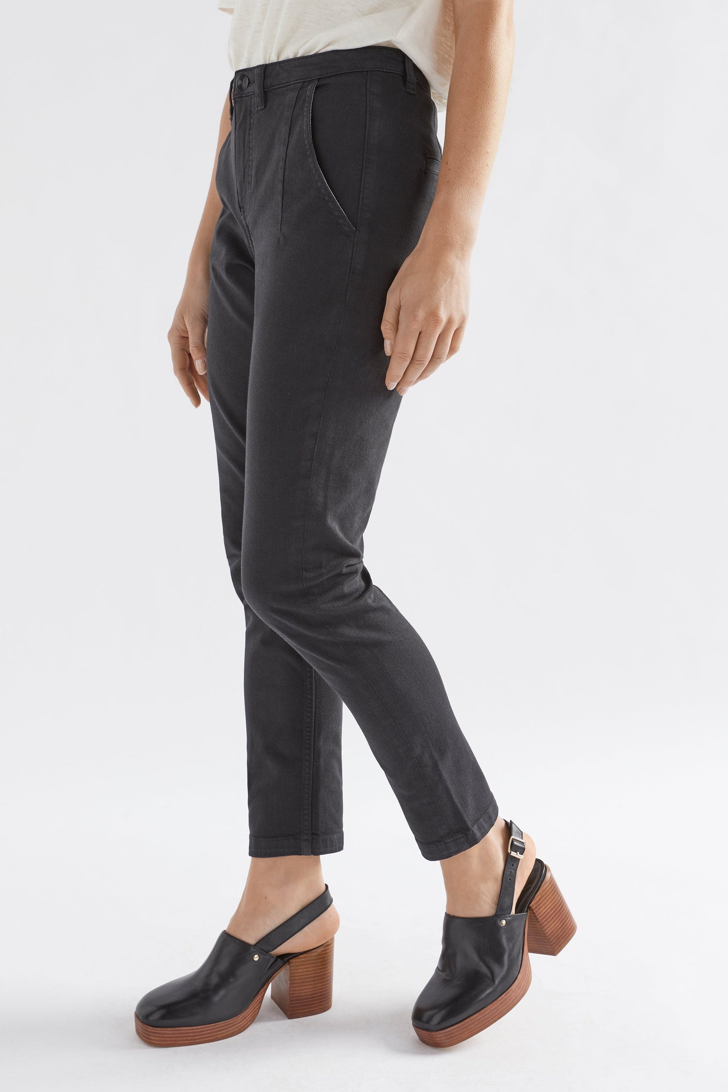 Mysa Organic Cotton Slim Leg Stretch Jean Side | BLACK