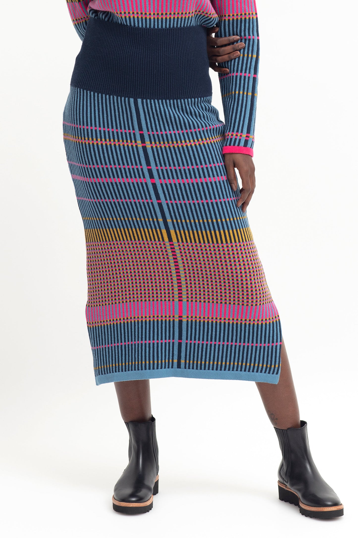 Cila Statement Multi Coloured Check Cotton Knit Midi Skirt Model Front | PINK MULTI