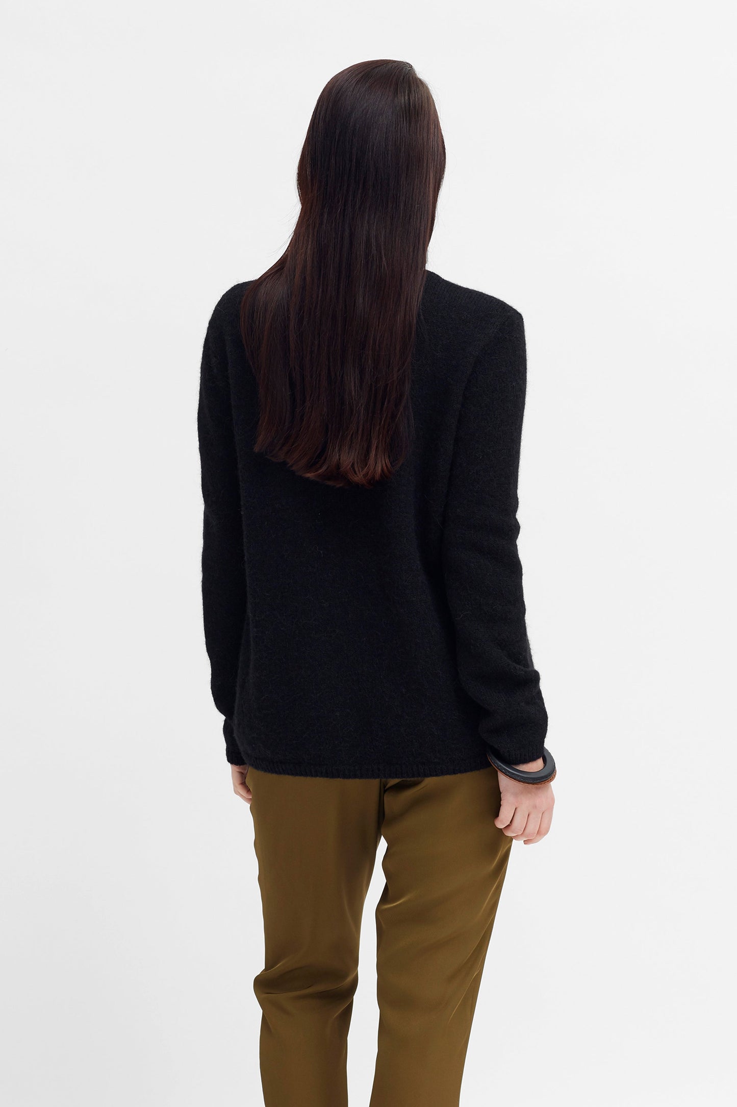Len Merino Wool and Alpaca Wool Sweater Model Back | BLACK