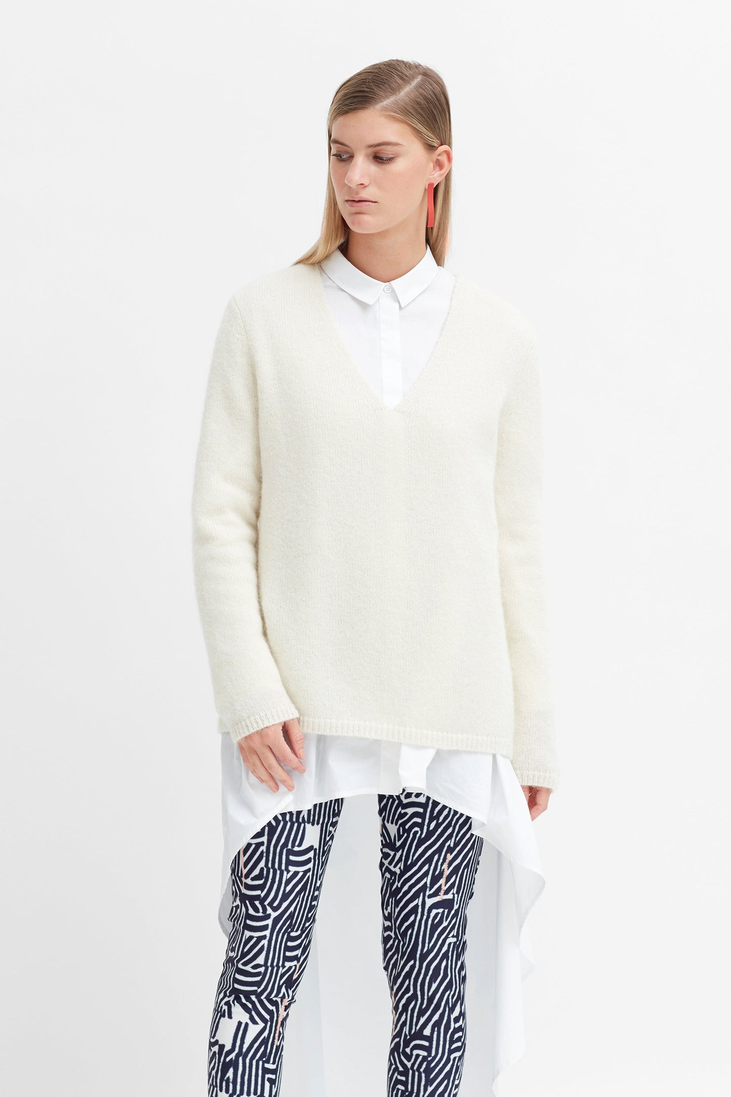 Len Merino Wool and Alpaca Wool Sweater Front Model  | CREAM