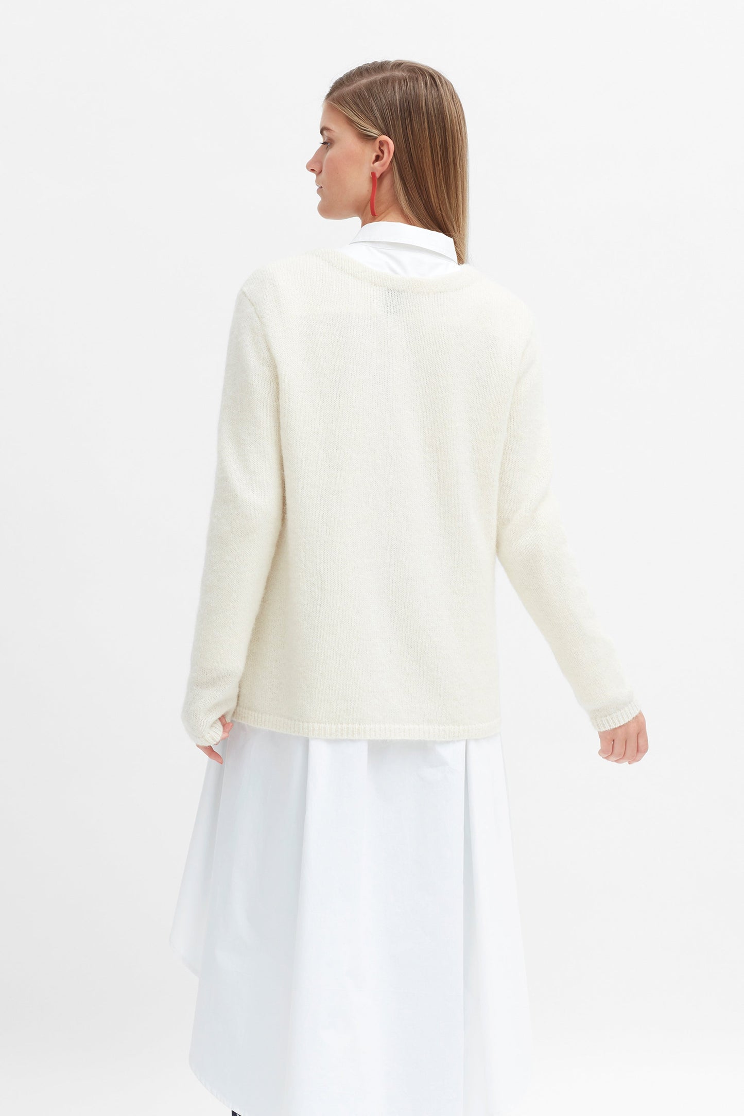 Len Merino Wool and Alpaca Wool Sweater Model Back | CREAM