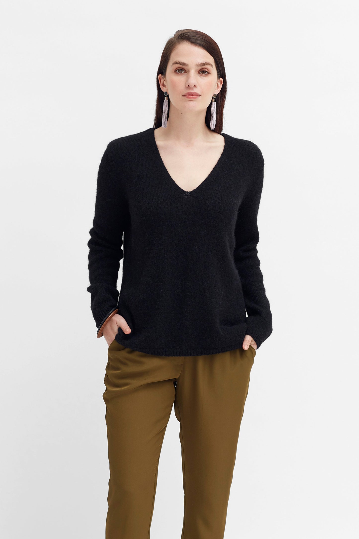 Len Merino Wool and Alpaca Wool Sweater Front | BLACK