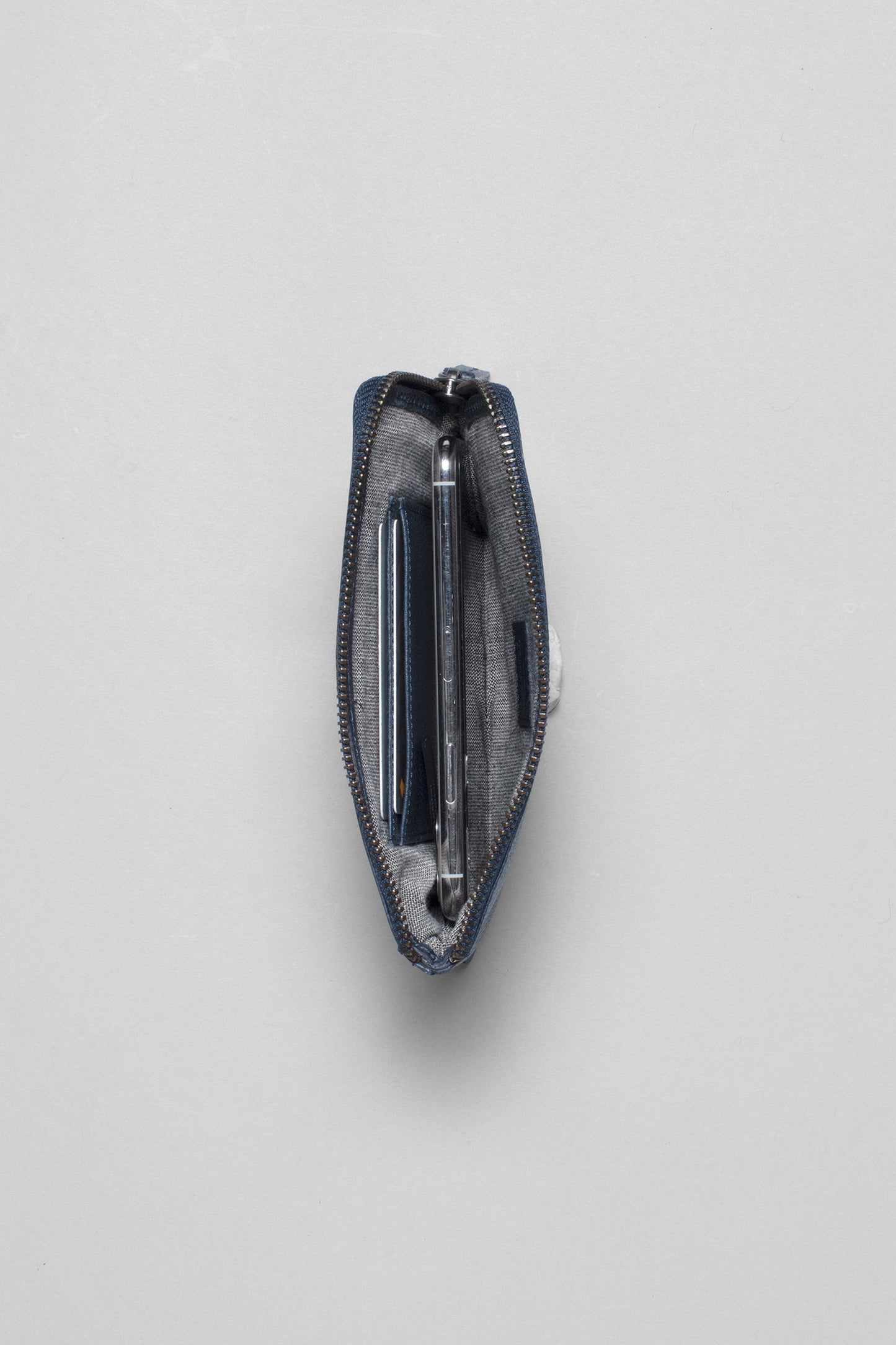 Kaia Zip Remnant Cow Leather Coin Purse Pouch Overhead | NAVY