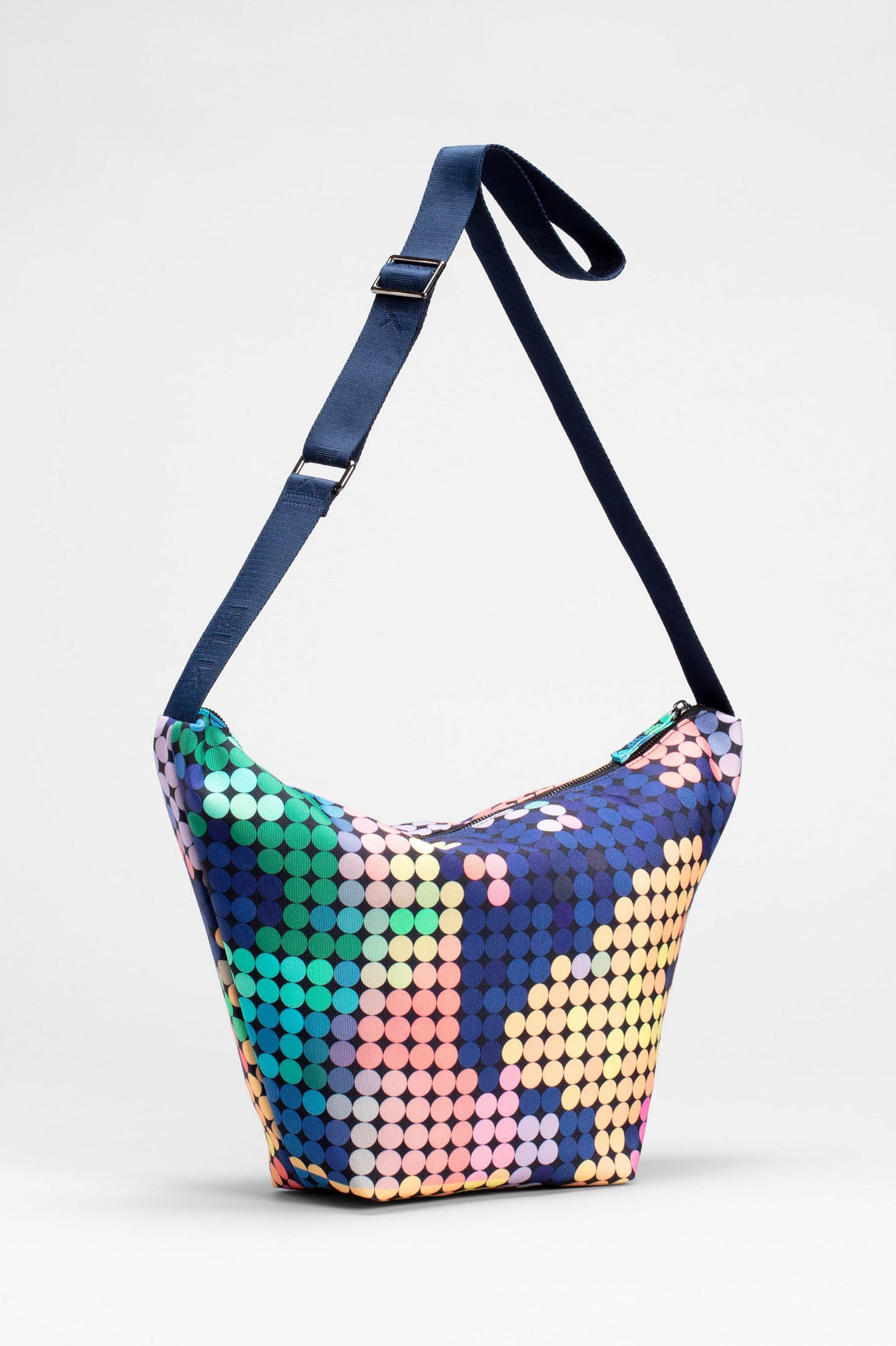 Verig Recycled Fabric Zip Up Print Bag Front | JARMO PRINT 