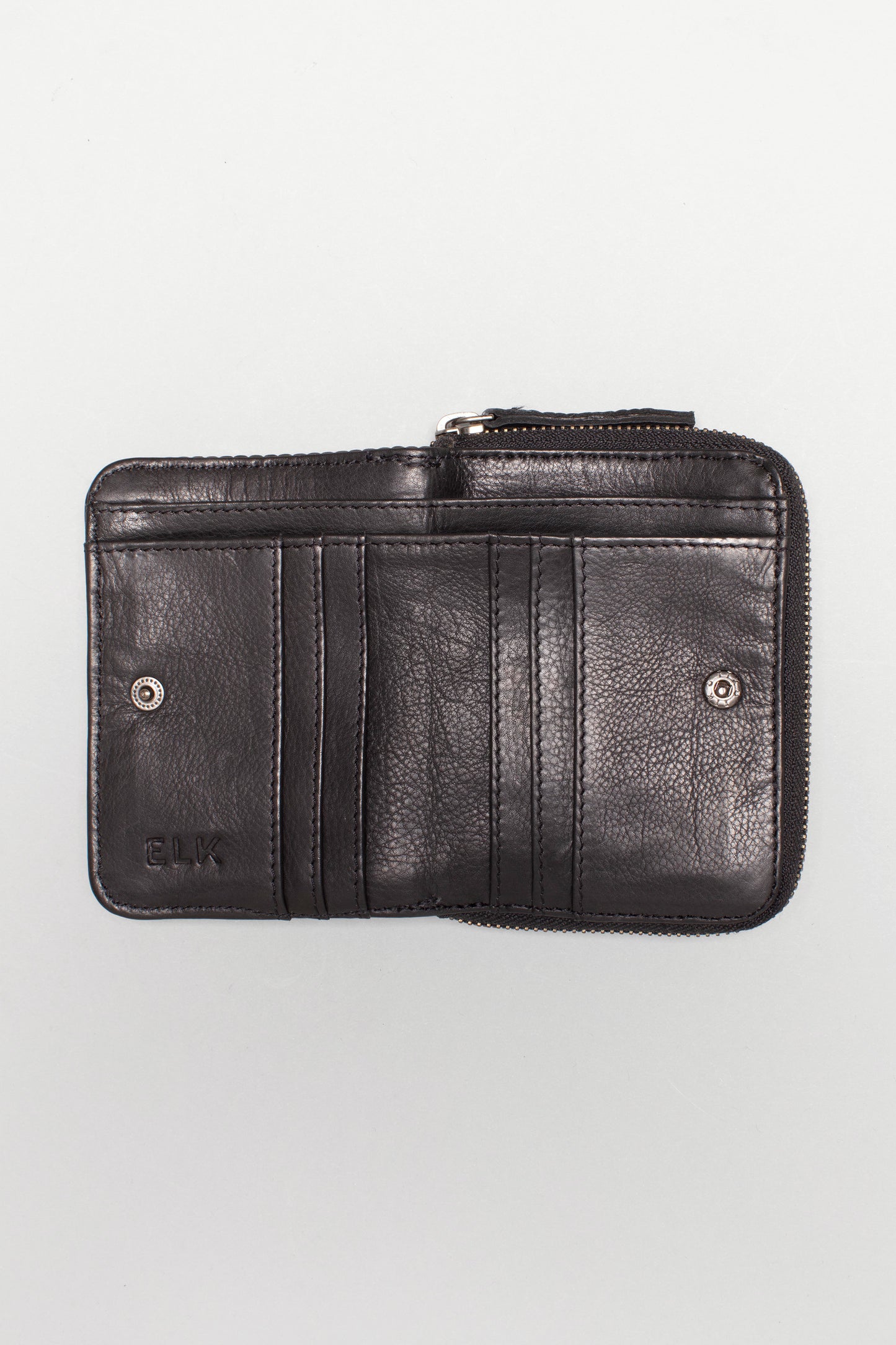 Lisser Ribbed Leather Zip Up Wallet Internal | BLACK