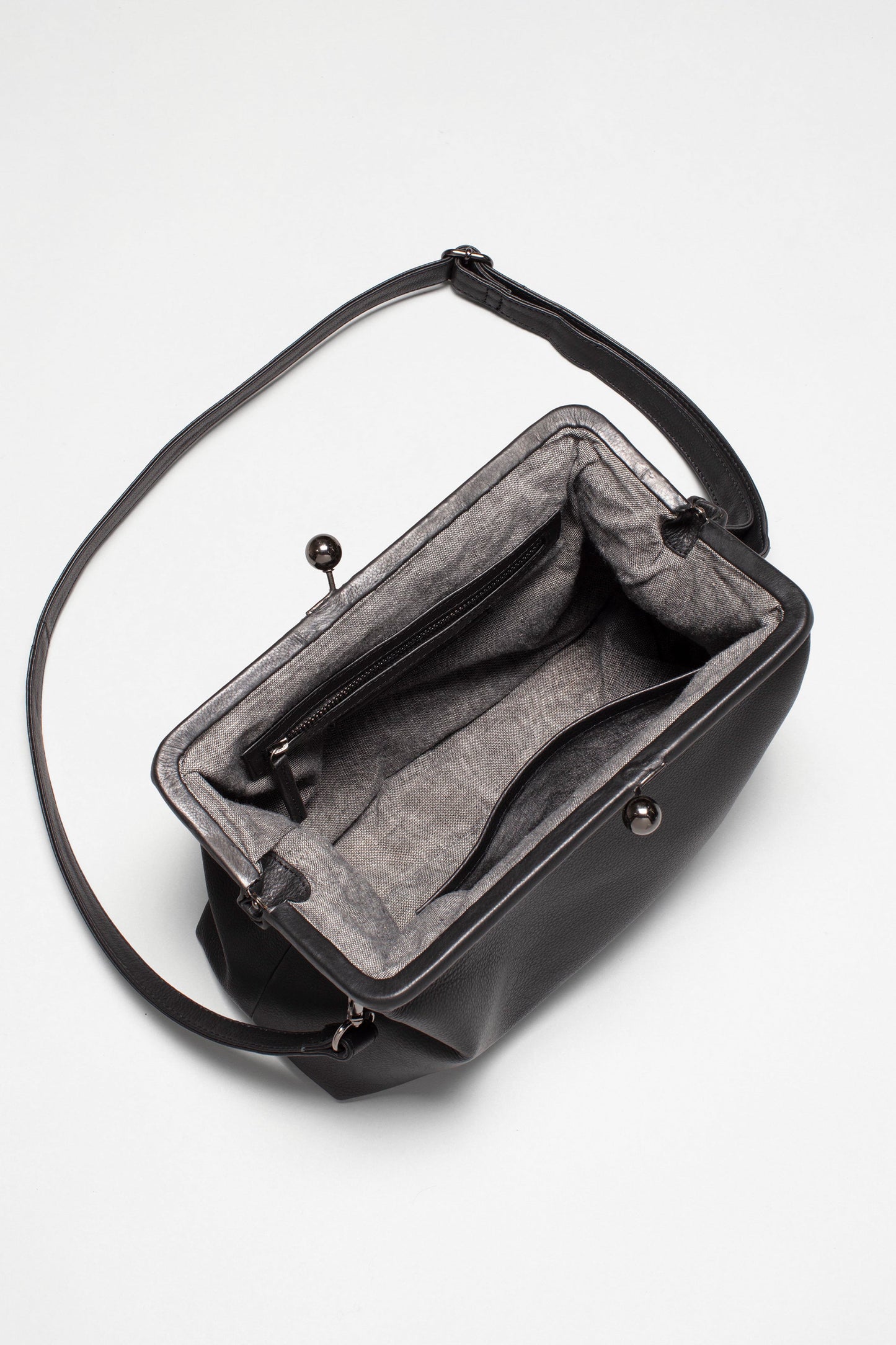 Ulla Vintage Style Clip Frame leather clutch bag with strap Internal BLACK
