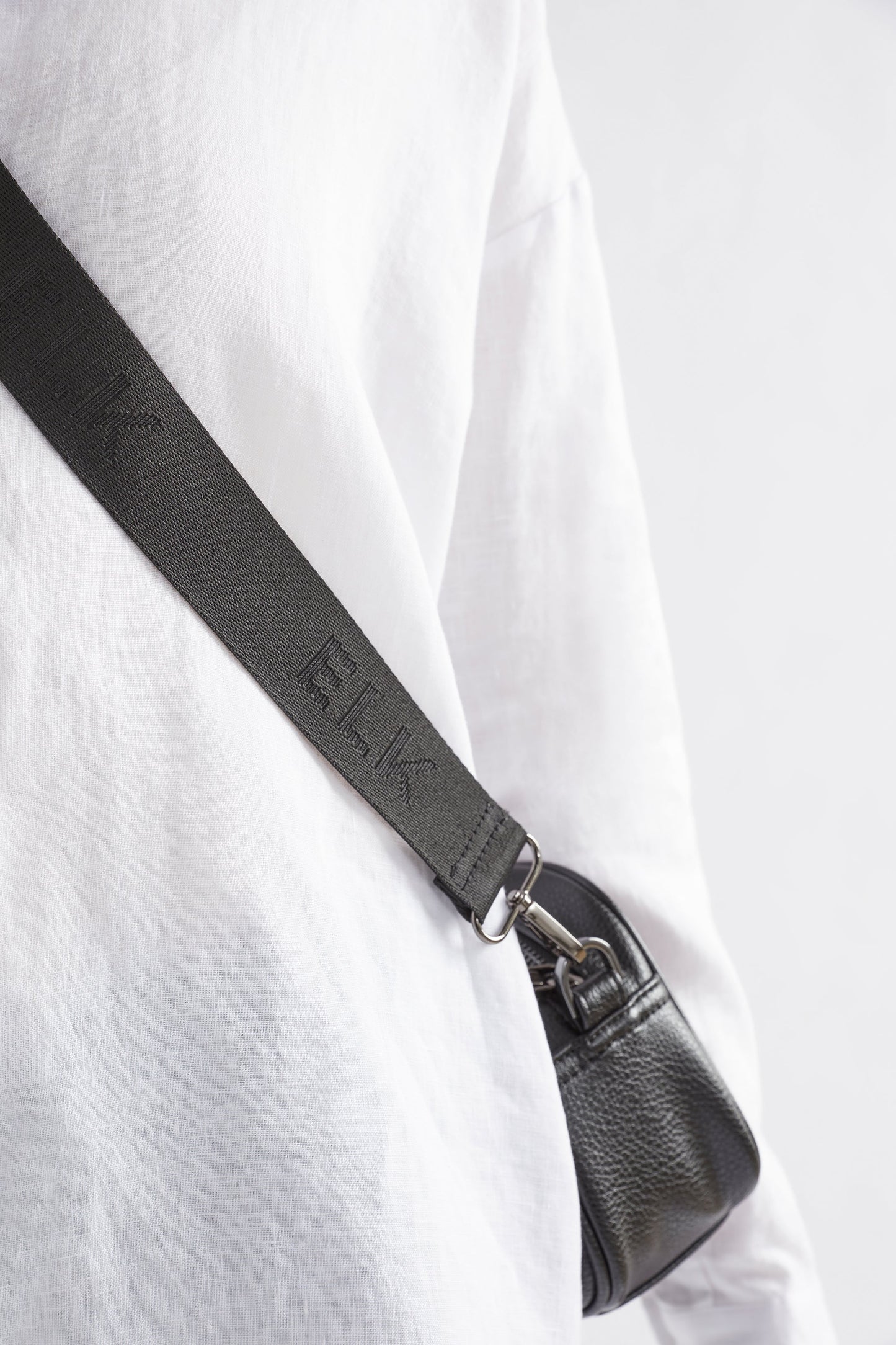 Kassel Vegan Leather Crossbody Bag Strap Detail | BLACK