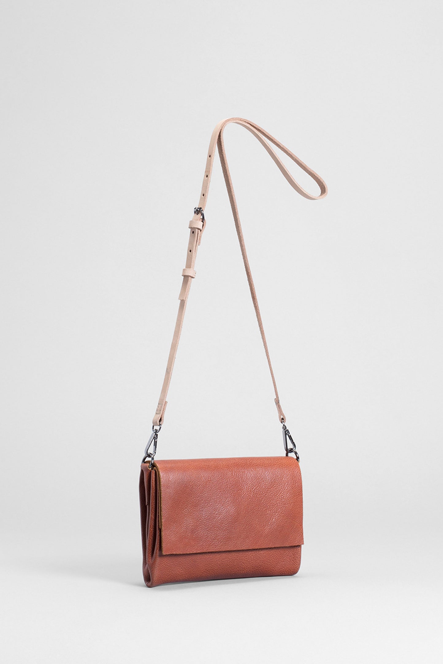 Madel Crossbody Leather Bag Front Angled TAN / NATURAL