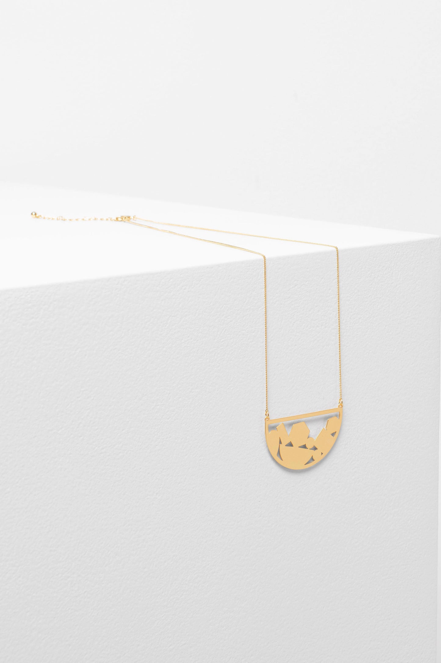 Taak Fine Metal Laser Cut Chain Pendant Necklace | GOLD 
